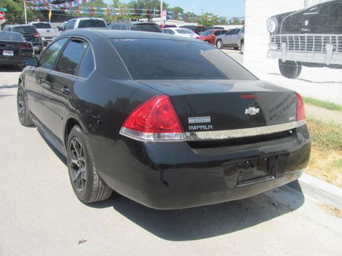 Used 2011 Chevrolet Impala LS w/ 1FL FWD image 3