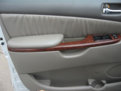 Used 2005 Toyota Sienna AWD image 8