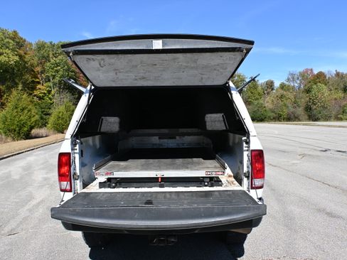 Used 2015 RAM 2500 Tradesman image 14