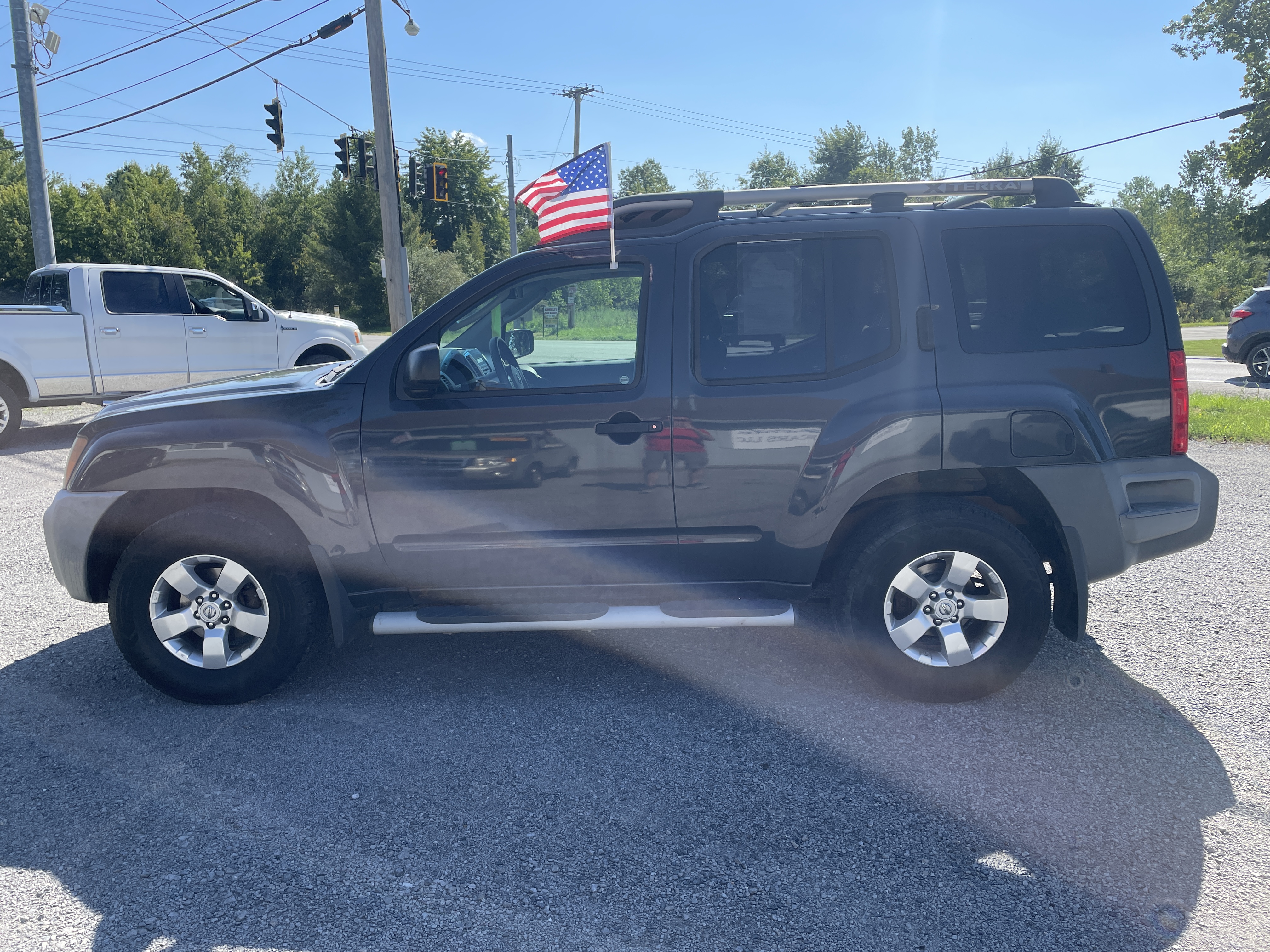 Used 2009 Nissan Xterra 4WD image 2