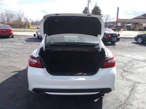 Used 2017 Nissan Altima 2.5 SR image 13