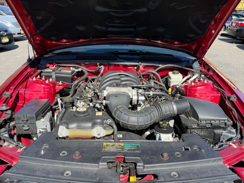 Used 2005 Ford Mustang GT Premium Convertible RWD image 21