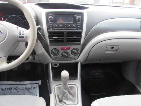 Used 2013 Subaru Forester 2.5X image 18