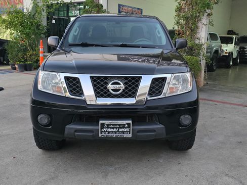 Used 2012 Nissan Frontier SV image 28