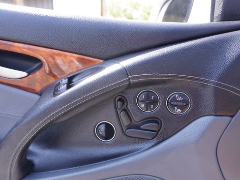 Used 2003 Mercedes-Benz SL 55 AMG image 16