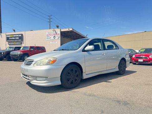 Used 2004 Toyota Corolla S FWD image 3