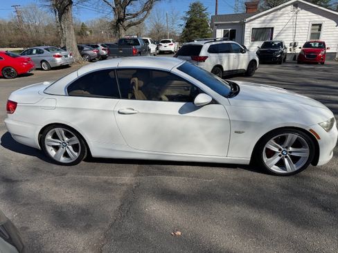 Used 2009 BMW 335i image 22