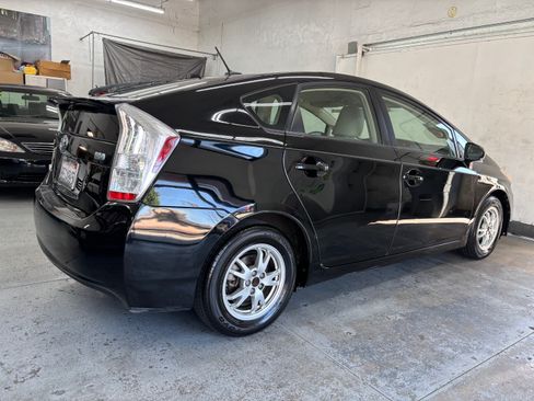 Used 2010 Toyota Prius Two image 5