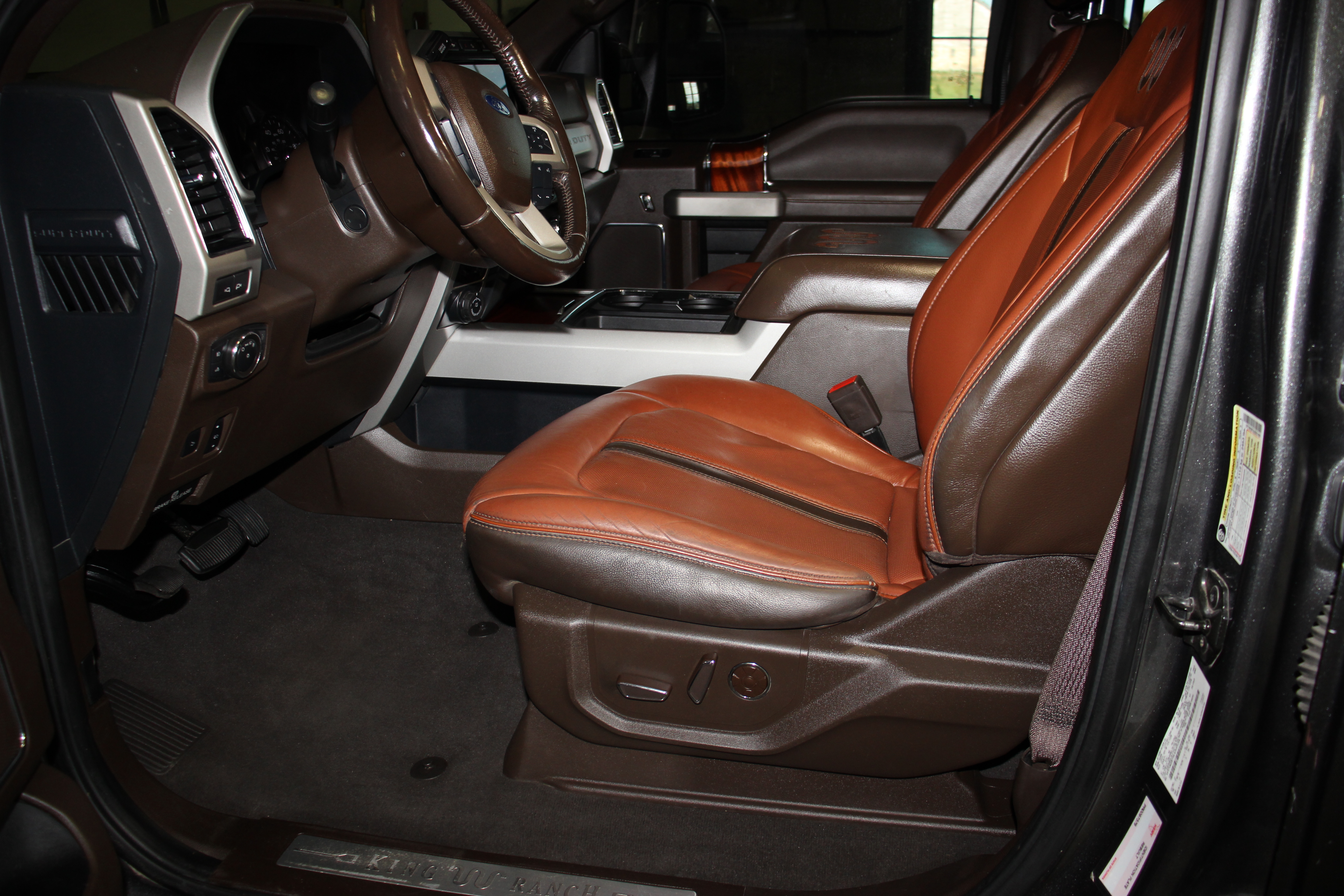 Used 2020 Ford F250 4x4 Crew Cab Super Duty image 14
