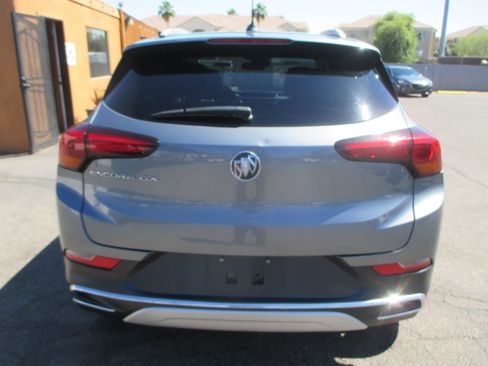 Used 2022 Buick Encore GX Essence FWD image 11