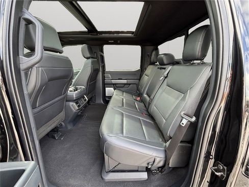 Used 2025 Ford F150 Lariat image 43