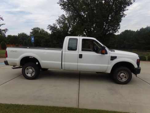 Used 2009 Ford F250 4x4 SuperCab Super Duty image 6