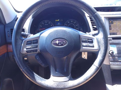 Used 2014 Subaru Outback 2.5i Limited AWD/4WD image 26