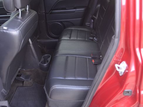 Used 2017 Jeep Patriot 4WD High Altitude image 9