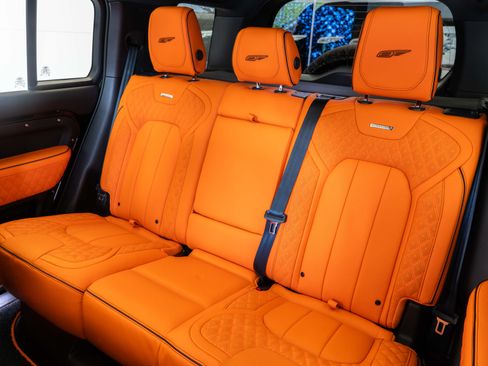 Used 2026 Land Rover Defender 110 X-Dynamic SE image 2