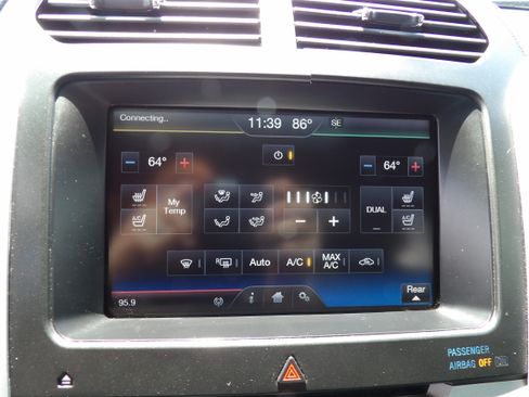 Used 2014 Ford Explorer 4WD Sport image 12