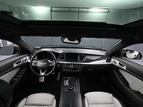 Used 2020 Genesis G80 3.3T Sport image 18