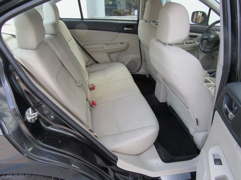 Used 2013 Subaru Impreza 2.0i Premium image 17