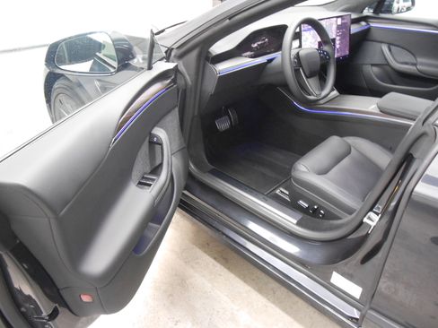 Used 2026 Tesla Model S image 13