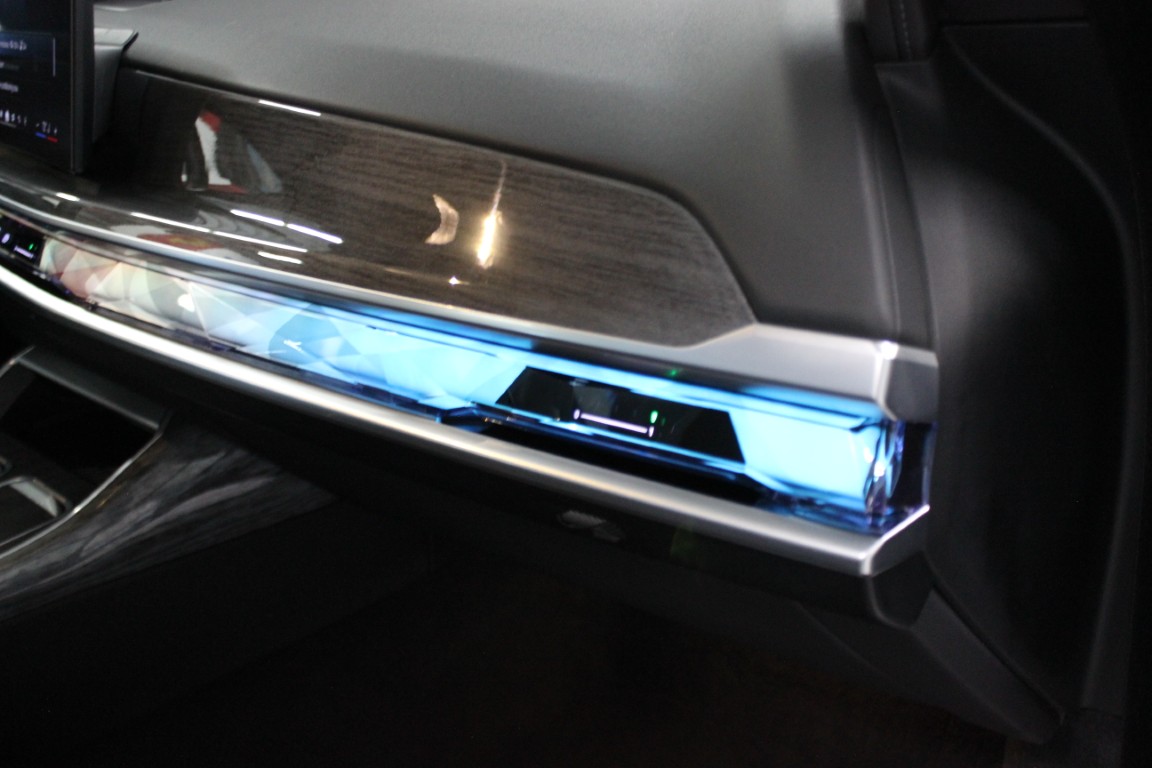Used 2024 BMW i7 xDrive60 AWD/4WD image 58