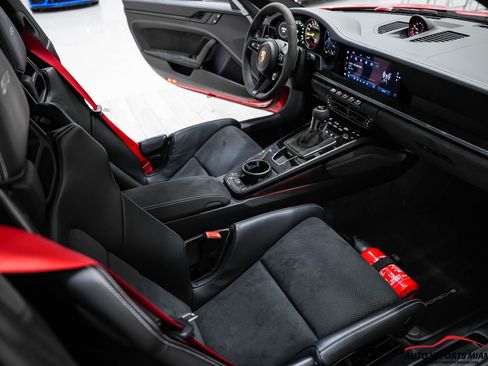 Used 2022 Porsche 911 GT3 image 49