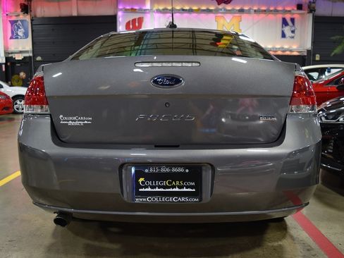 Used 2009 Ford Focus SEL Sedan FWD image 9