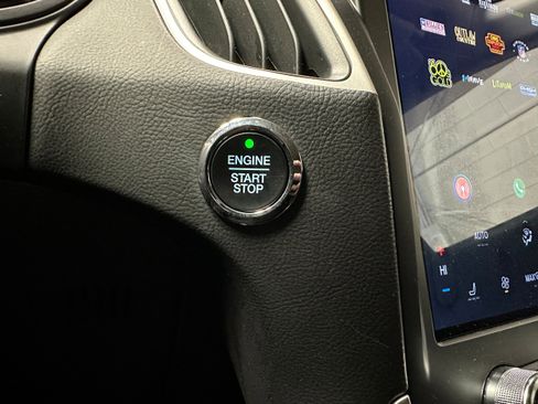 Certified 2024 Ford Edge SEL image 17