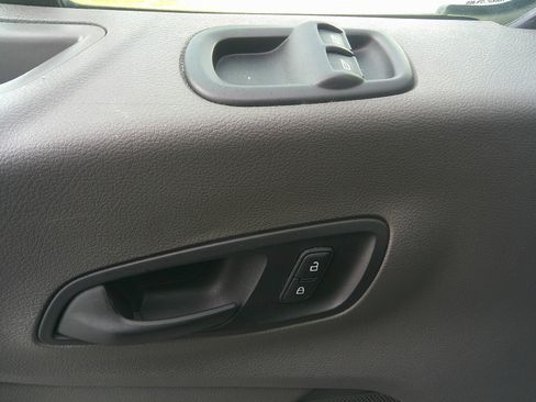 Used 2021 Ford Transit 250 XL image 16