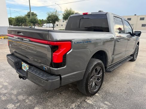 Used 2024 Ford F150 Lightning 4x4 SuperCrew Lariat image 6