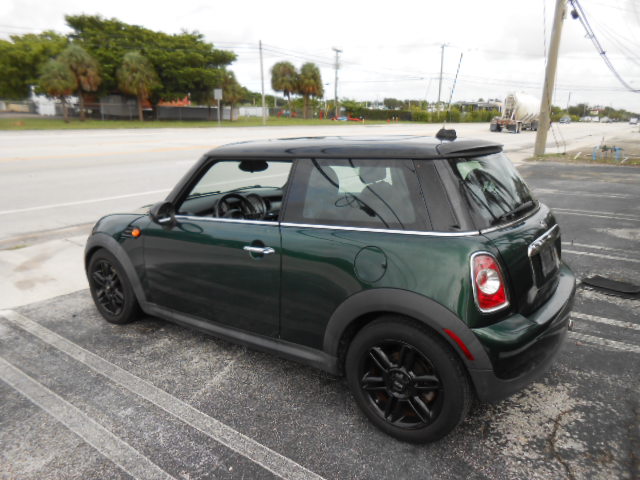 Used 2013 MINI Cooper Hardtop FWD image 3