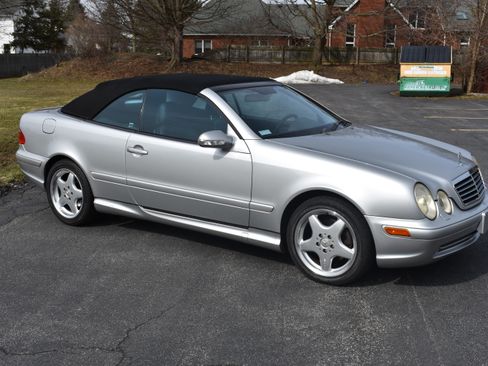 Used 2001 Mercedes-Benz CLK 430 image 17