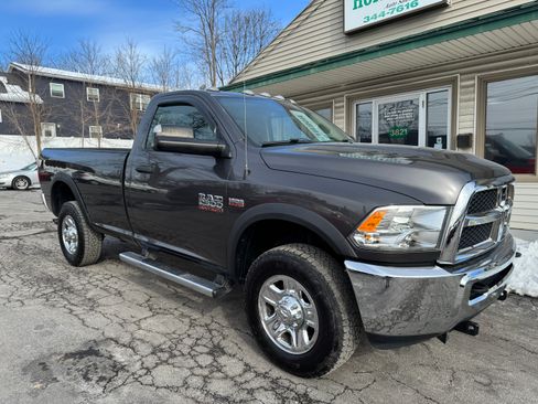 Used 2017 RAM 2500 Tradesman image 2
