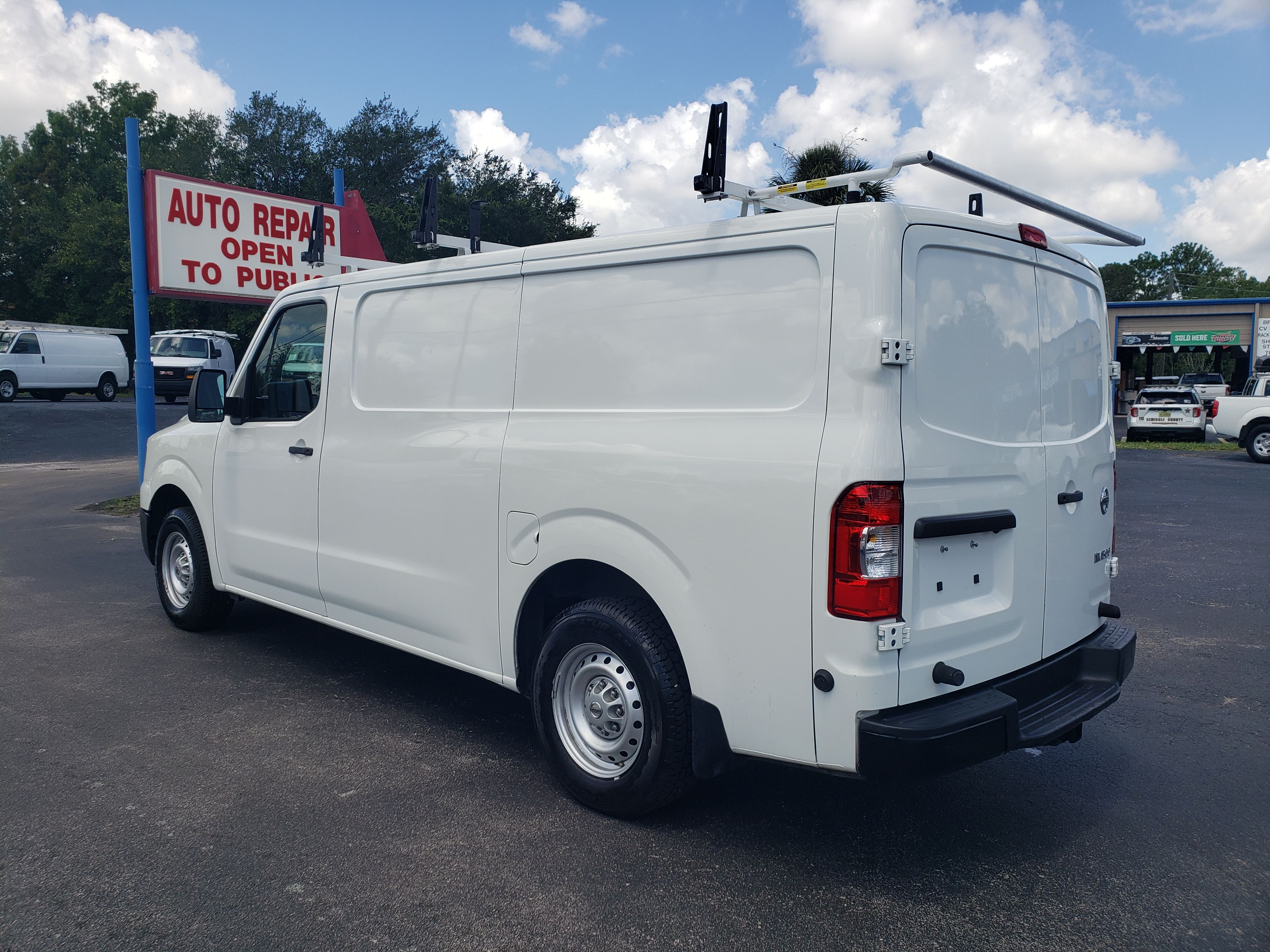 Used 2021 Nissan NV 1500 S RWD image 3