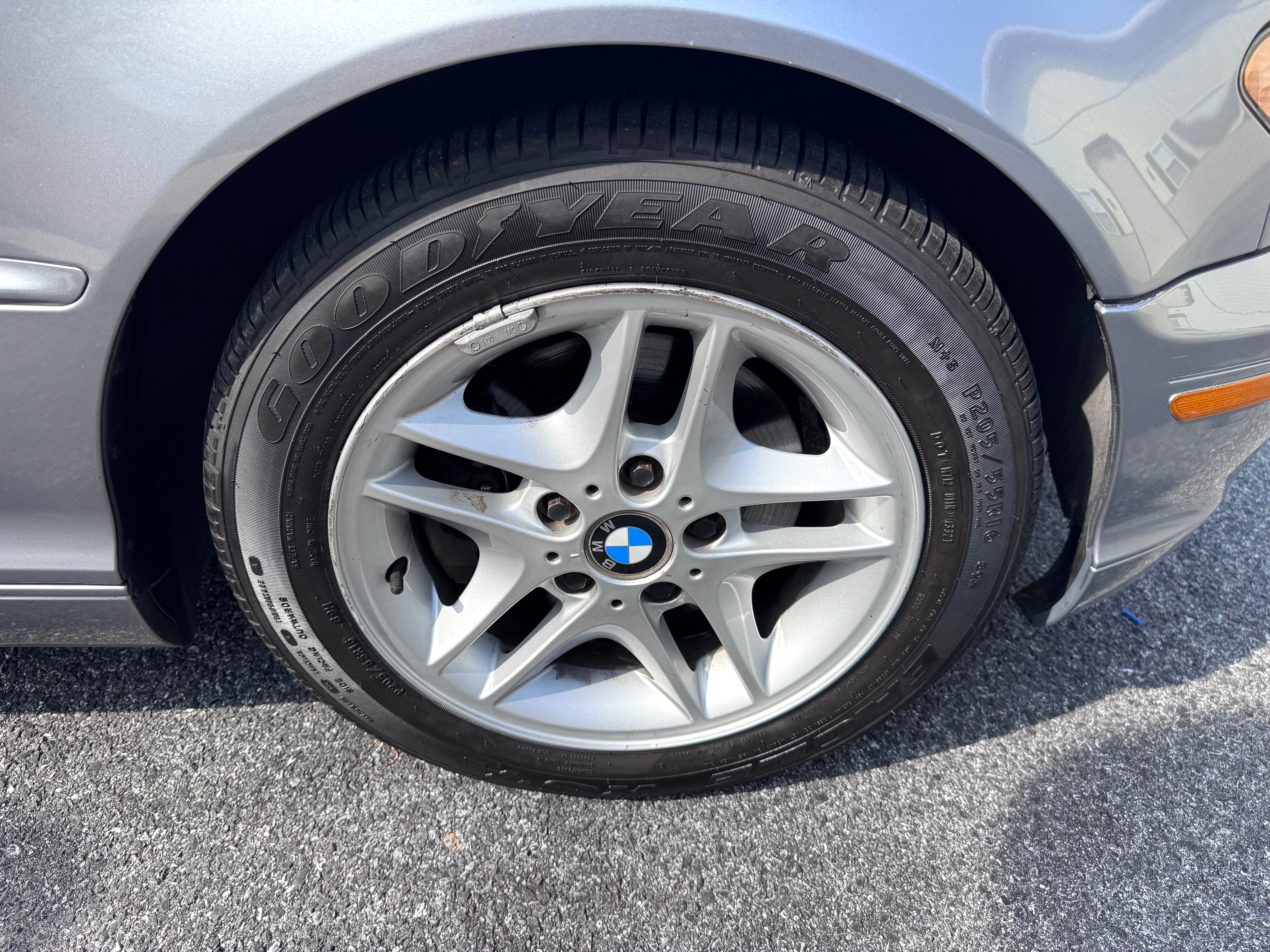 Used 2004 BMW 325Ci RWD image 13