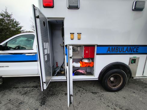 Used 2016 Chevrolet Silverado 3500 LT image 10