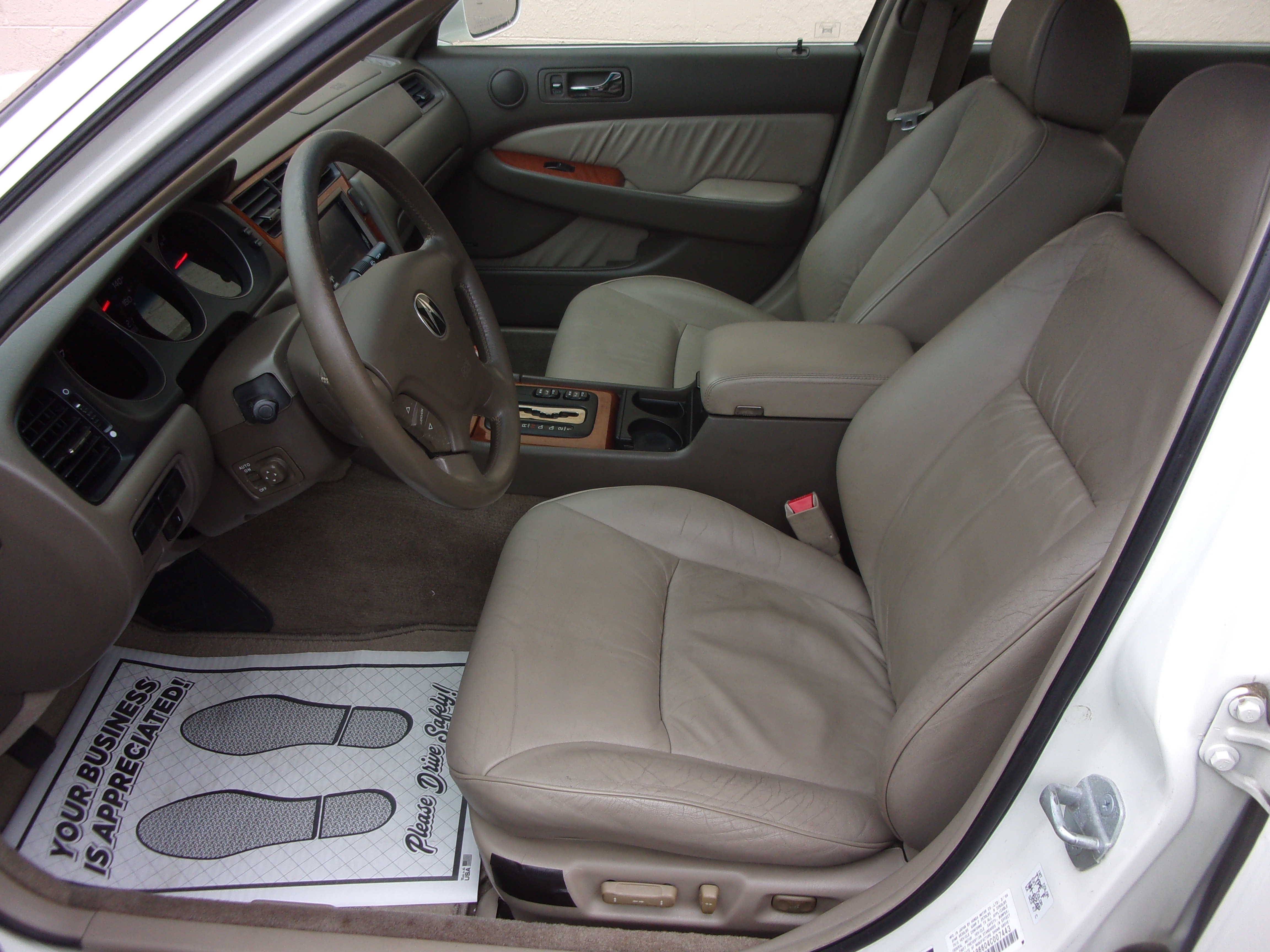 Used 2004 Acura RL w/ Navigation FWD image 8