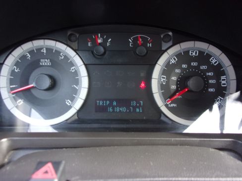 Used 2009 Ford Escape XLT image 12