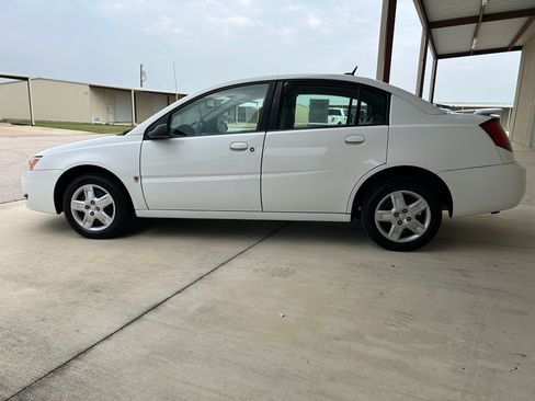 Used 2007 Saturn ION Level 2 Sedan FWD image 3