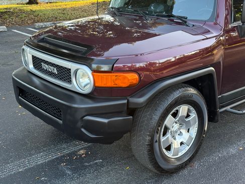 Used 2007 Toyota FJ Cruiser image 21