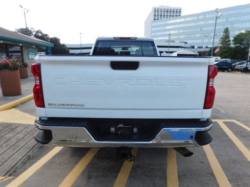 Used 2020 Chevrolet Silverado 2500 4x4 Crew Cab W/T image 6