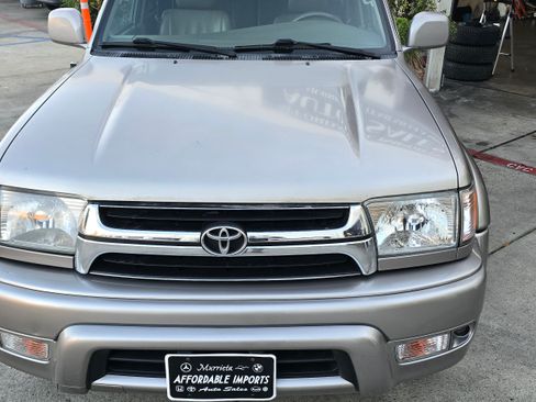 Used 2001 Toyota 4Runner Limited image 38