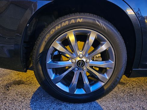 Used 2014 Chrysler 300 S image 54