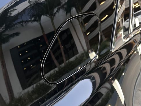 Used 2021 Rolls-Royce Phantom image 57