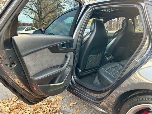 Used 2019 Audi S4 Premium Plus image 27