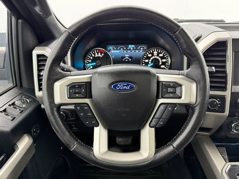 Used 2020 Ford F150 Lariat image 24