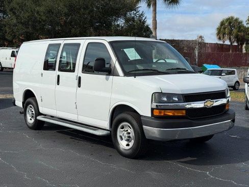 Used 2024 Chevrolet Express 2500 image 8