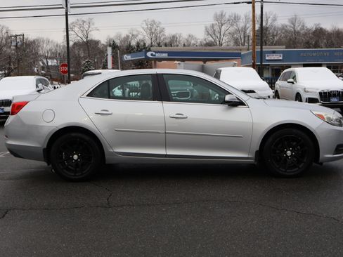 Used 2014 Chevrolet Malibu LT image 10