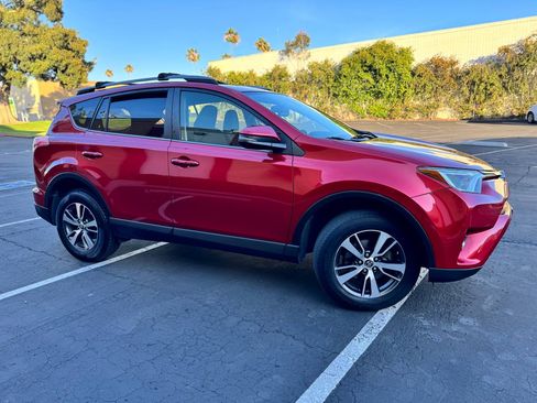 Used 2017 Toyota RAV4 XLE image 2