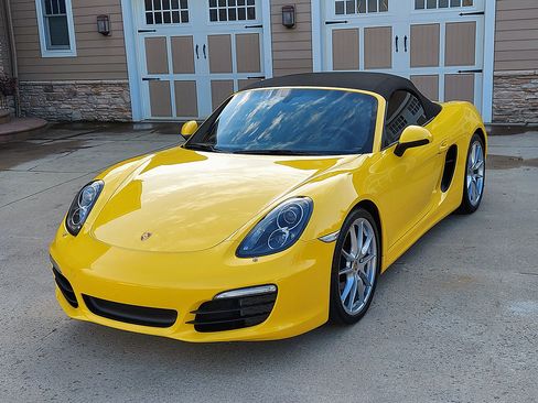 Used 2014 Porsche Boxster S image 4