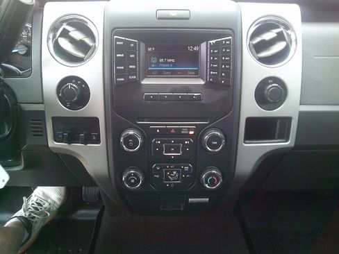 Used 2014 Ford F150 4x4 SuperCrew XLT image 16